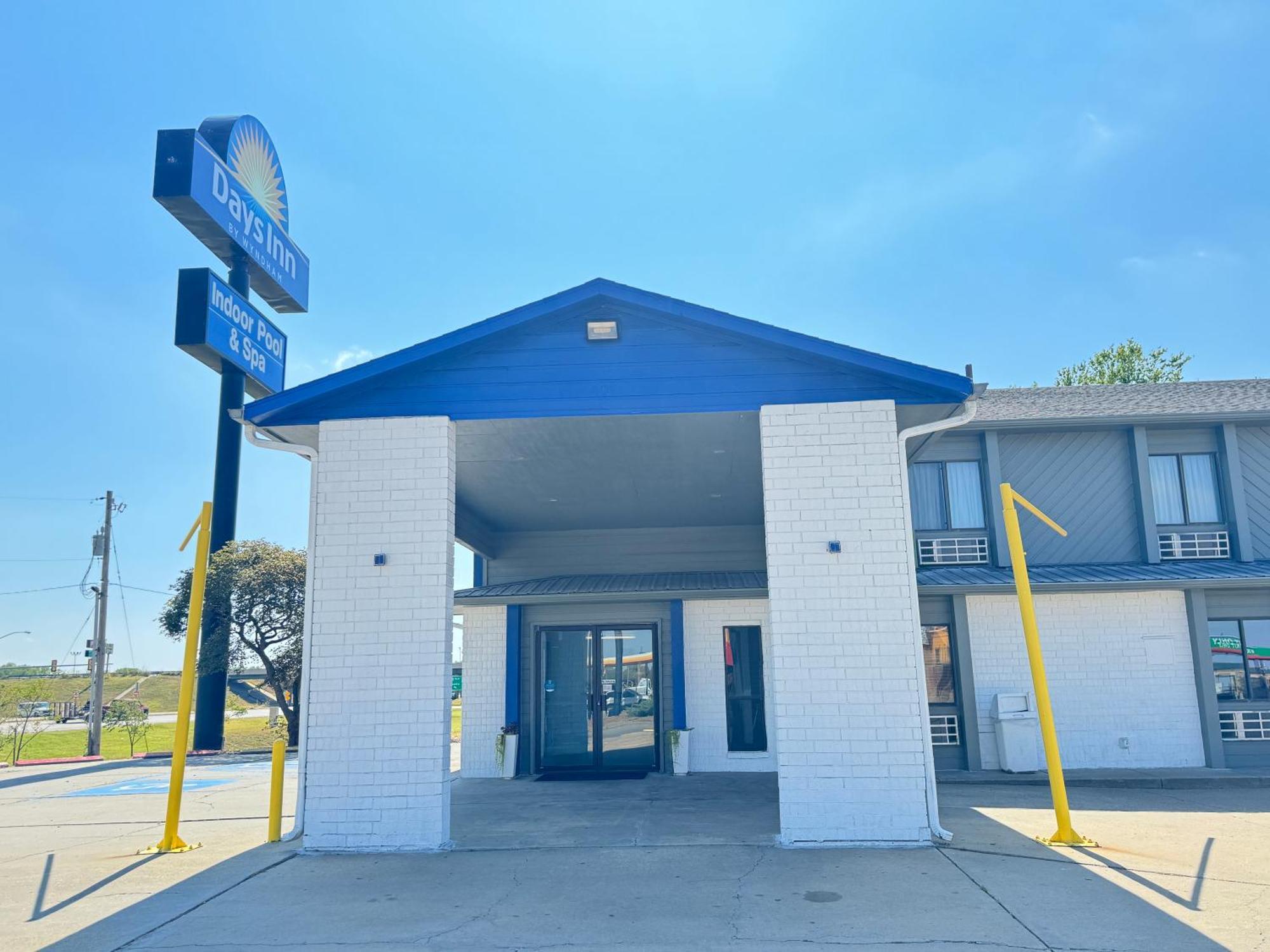 Days Inn By Wyndham Salina I-70 Zewnętrze zdjęcie