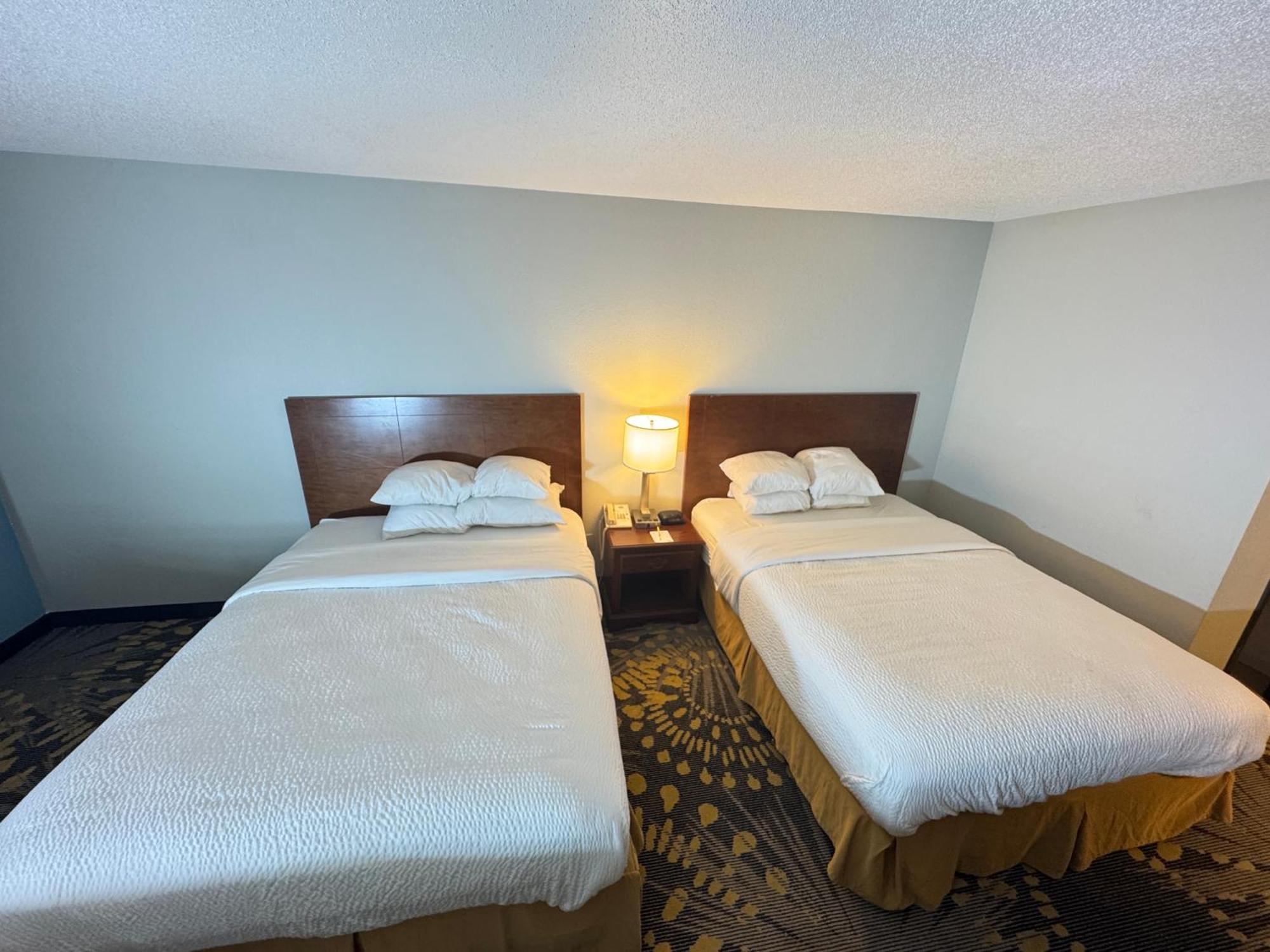 Days Inn By Wyndham Salina I-70 Zewnętrze zdjęcie